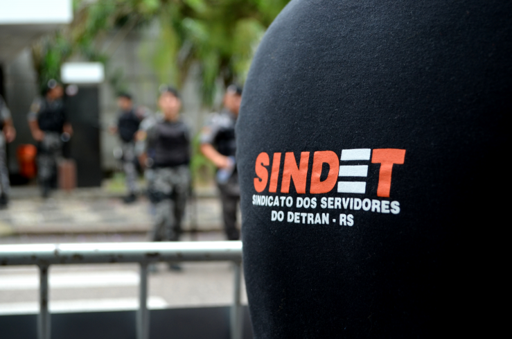 Manifestação AL 12/2015